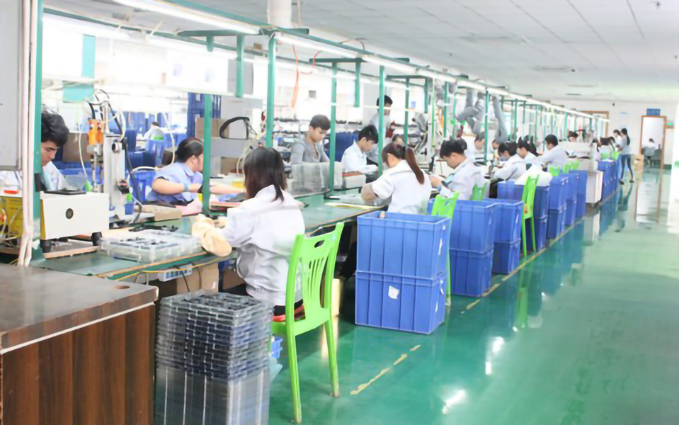 Shenzhen Lanshuo Communication Equipment Co., Ltd factory production line